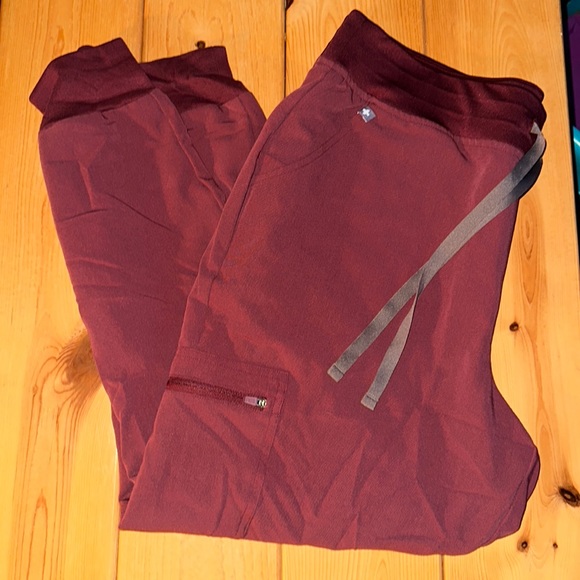 Figs Pants & Jumpsuits Figs Zamora Jogger Scrub Pants Poshmark